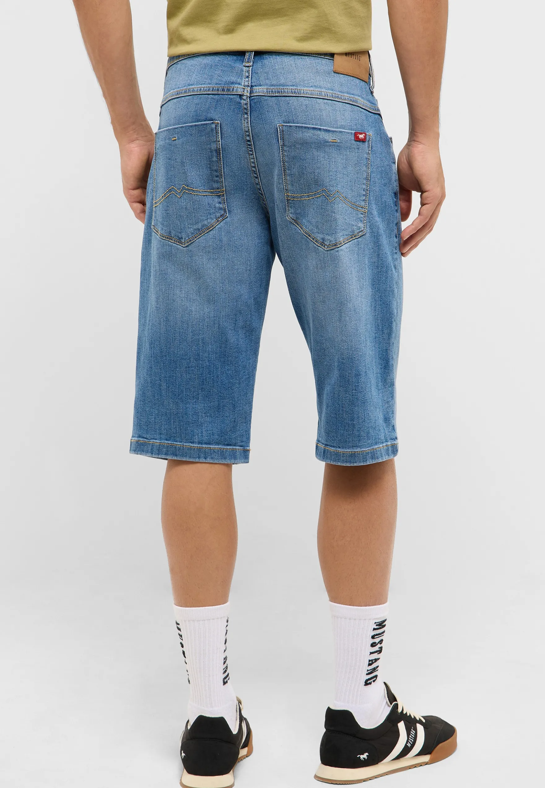 Jeans-Short Style Denim Bermuda