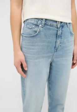 Jeans Style Charlotte Tapered
