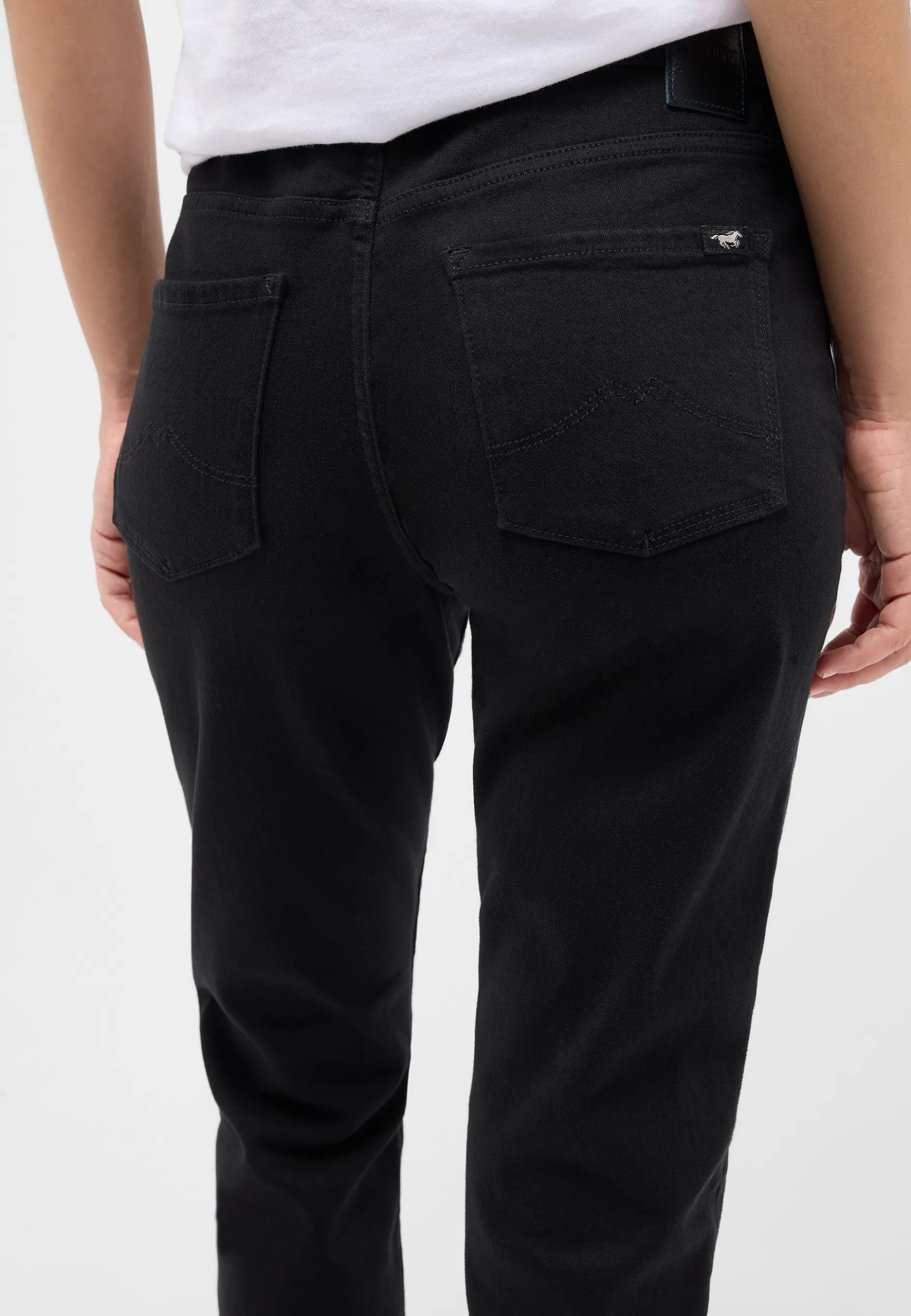 Jeans Style Crosby Relaxed Slim