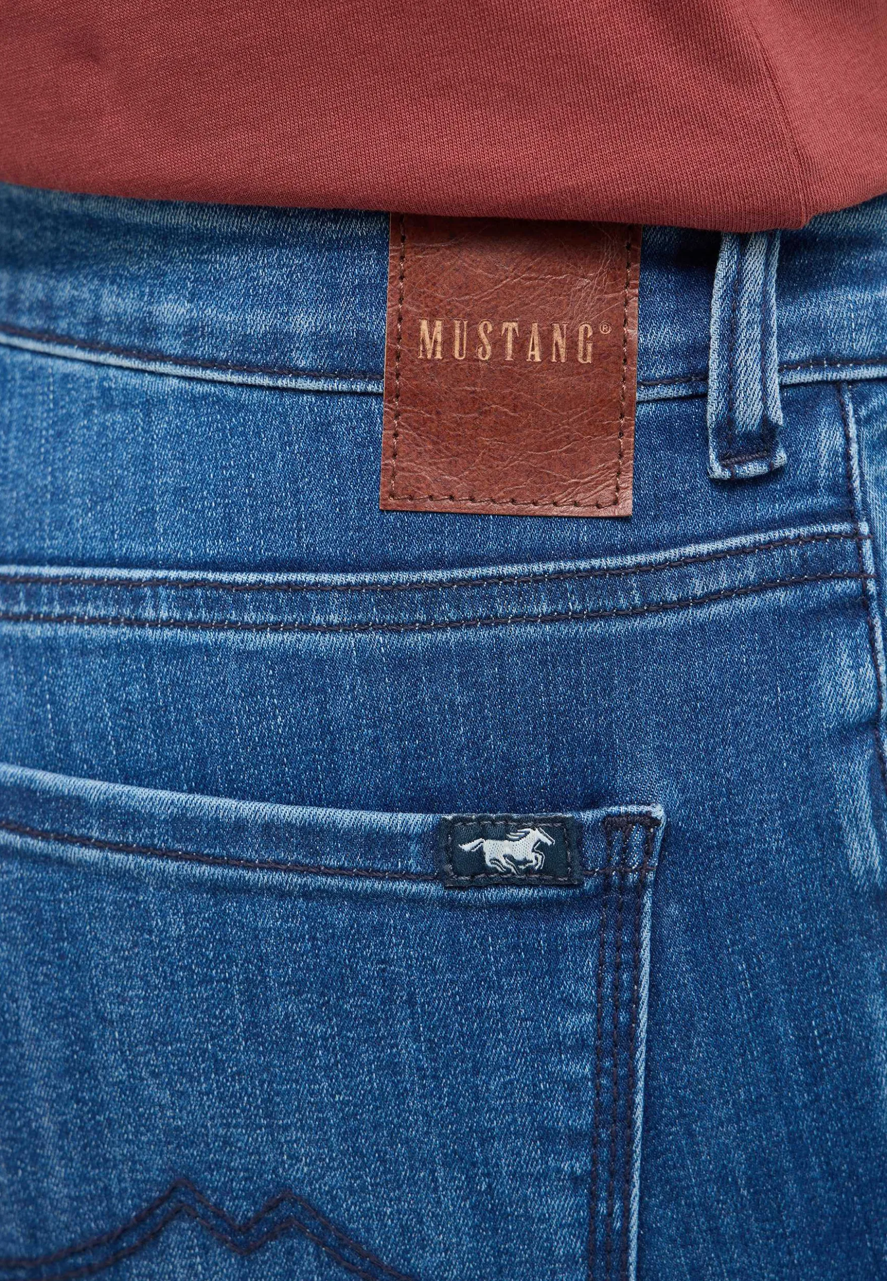 Jeans Style Crosby Relaxed Slim