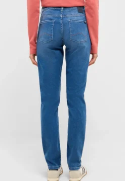 Jeans Style Crosby Relaxed Slim