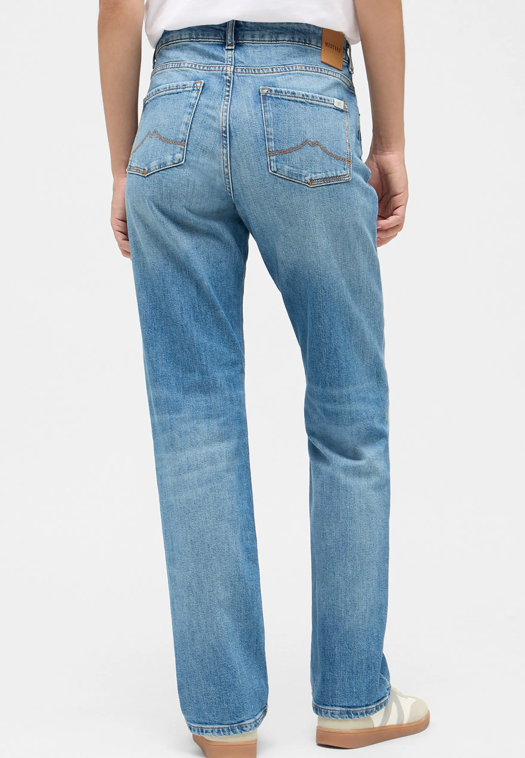 Jeans Style Crosby Relaxed Straight