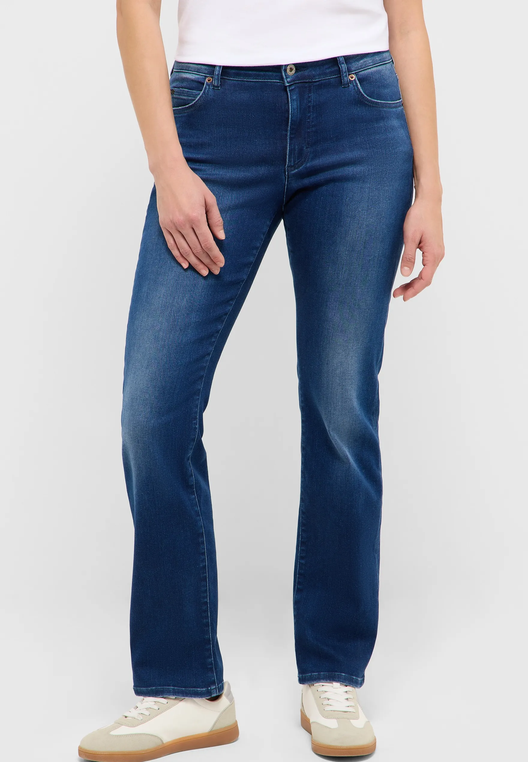 Jeans Style Crosby Relaxed Straight