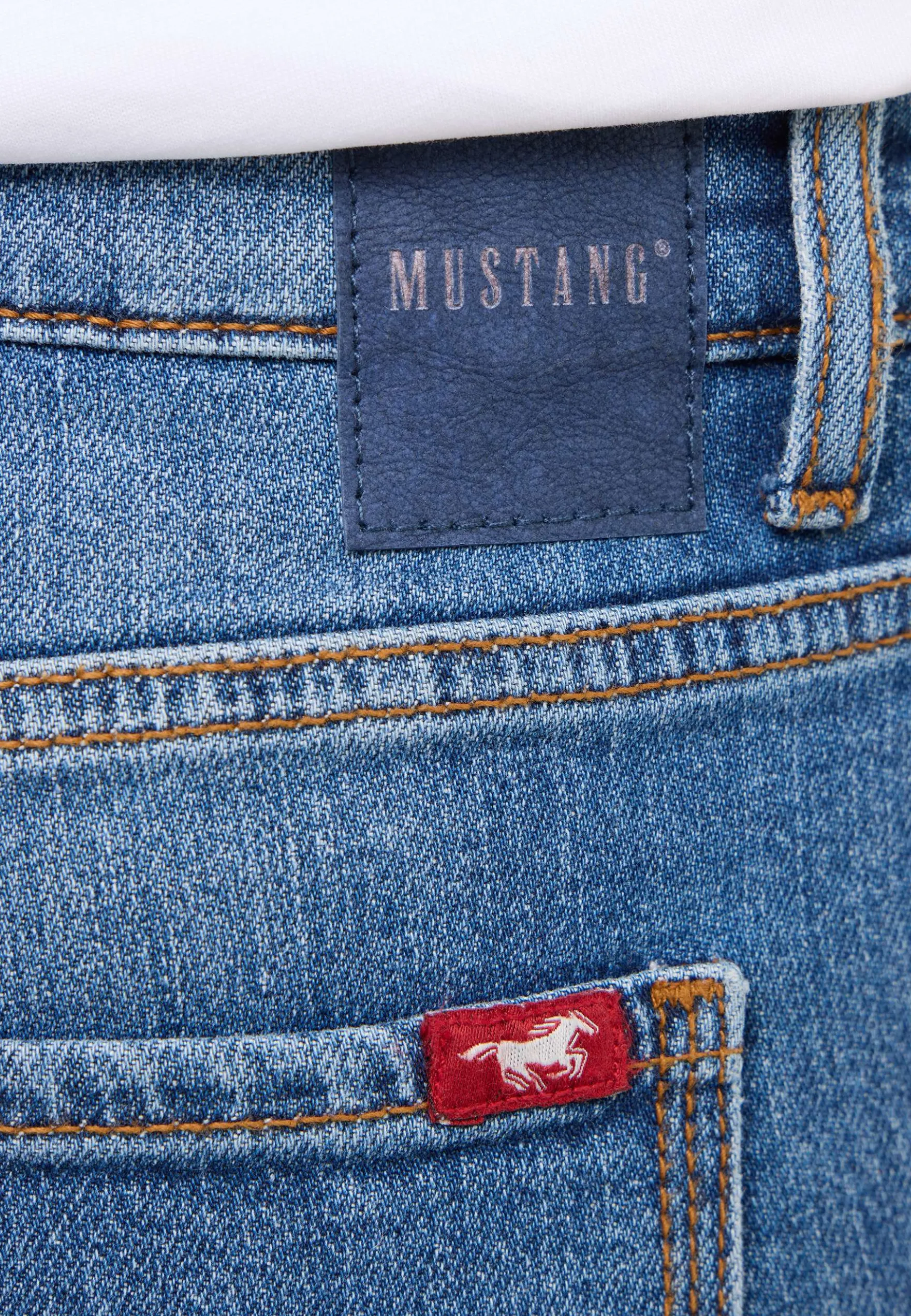 Jeans Style Crosby Relaxed Straight