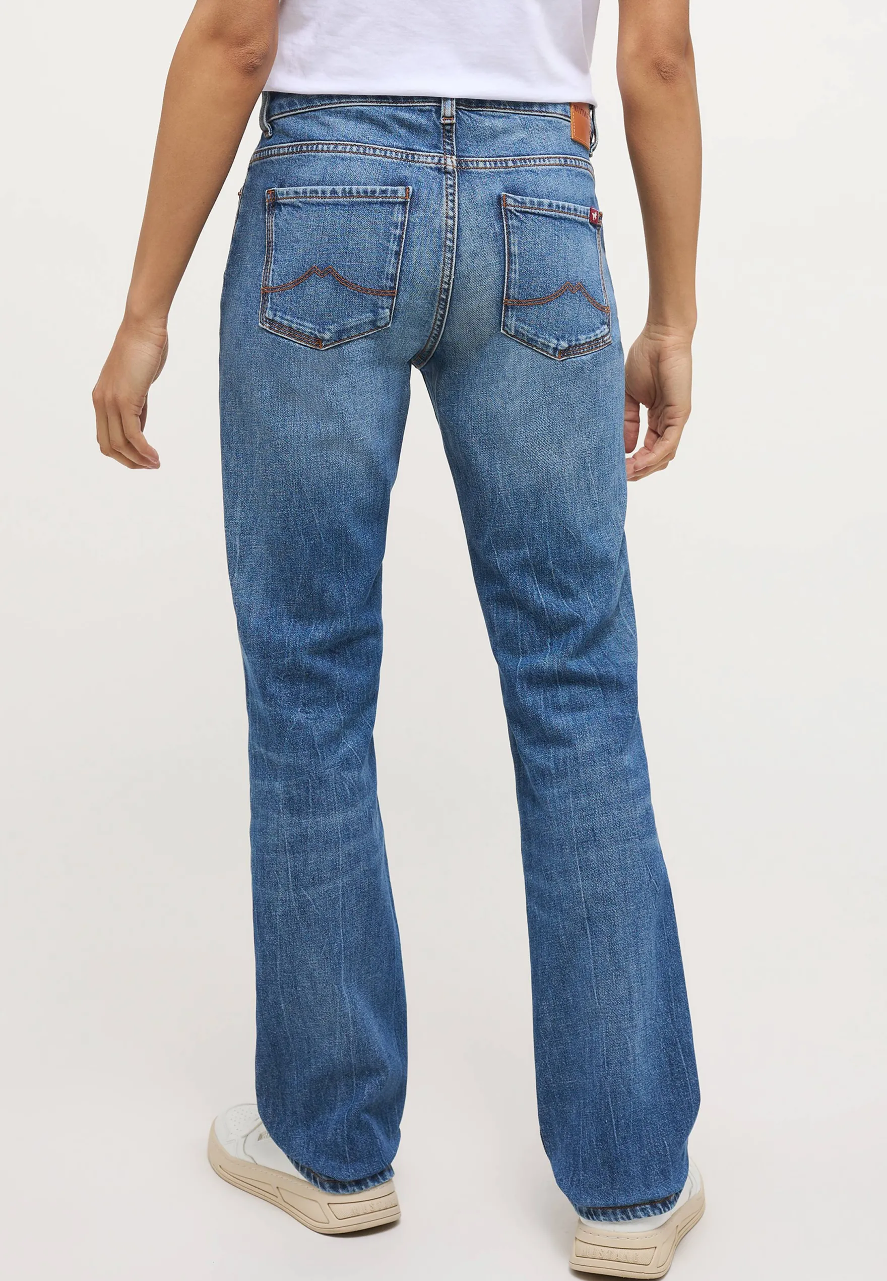 Jeans Style Crosby Relaxed Straight