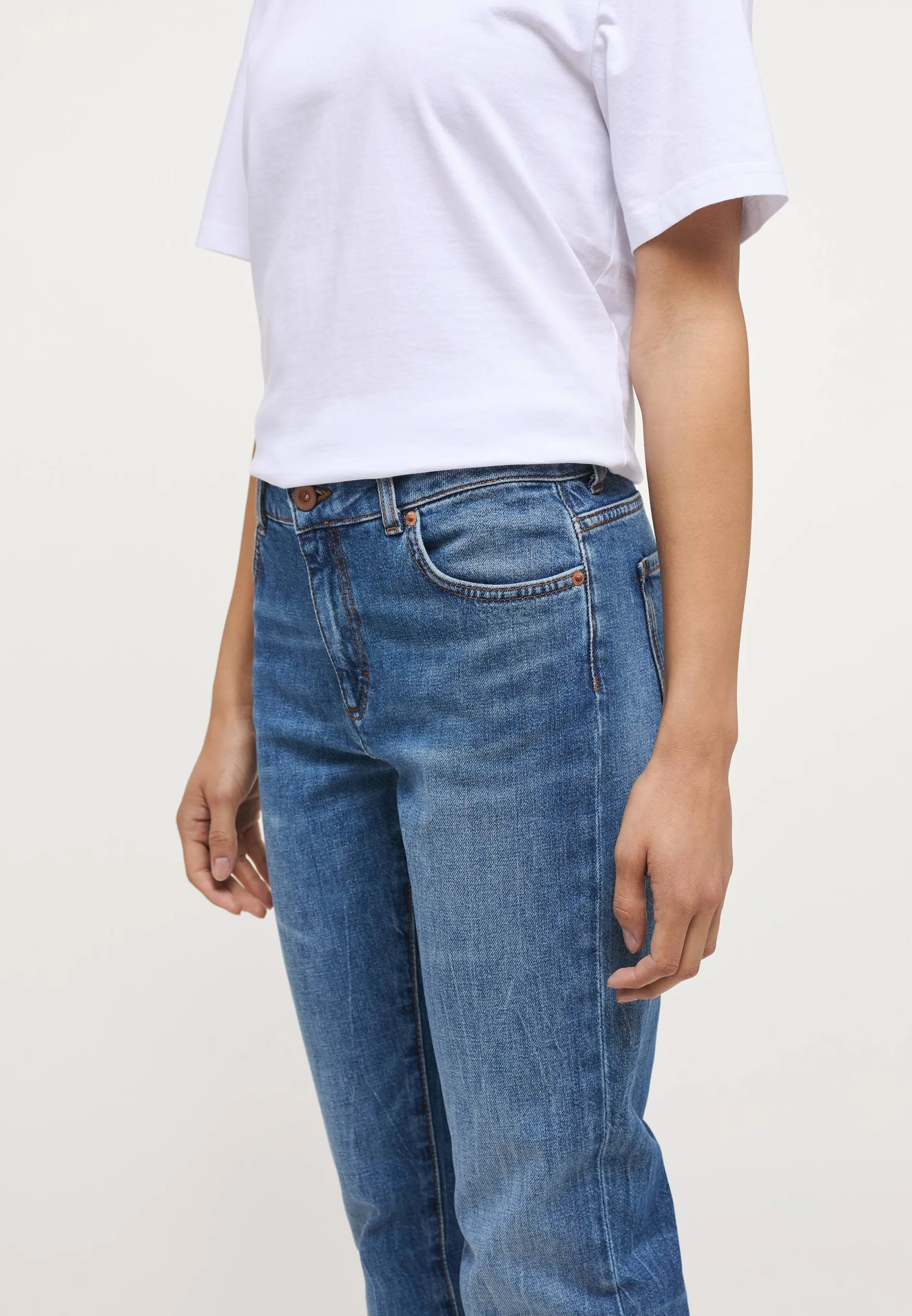 Jeans Style Crosby Relaxed Straight