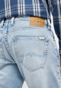 Jeans Style Denver Straight