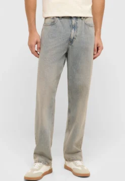 Jeans Style Jeff Relaxed Straight
