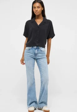 Jeans Style Shelby Flared
