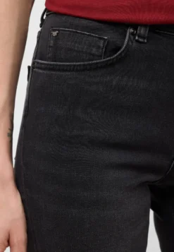 Jeans Style Shelby Slim