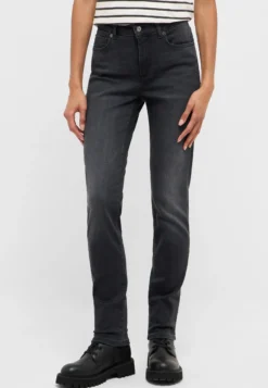 Jeans Style Shelby Slim