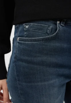 Jeans Style Shelby Straight