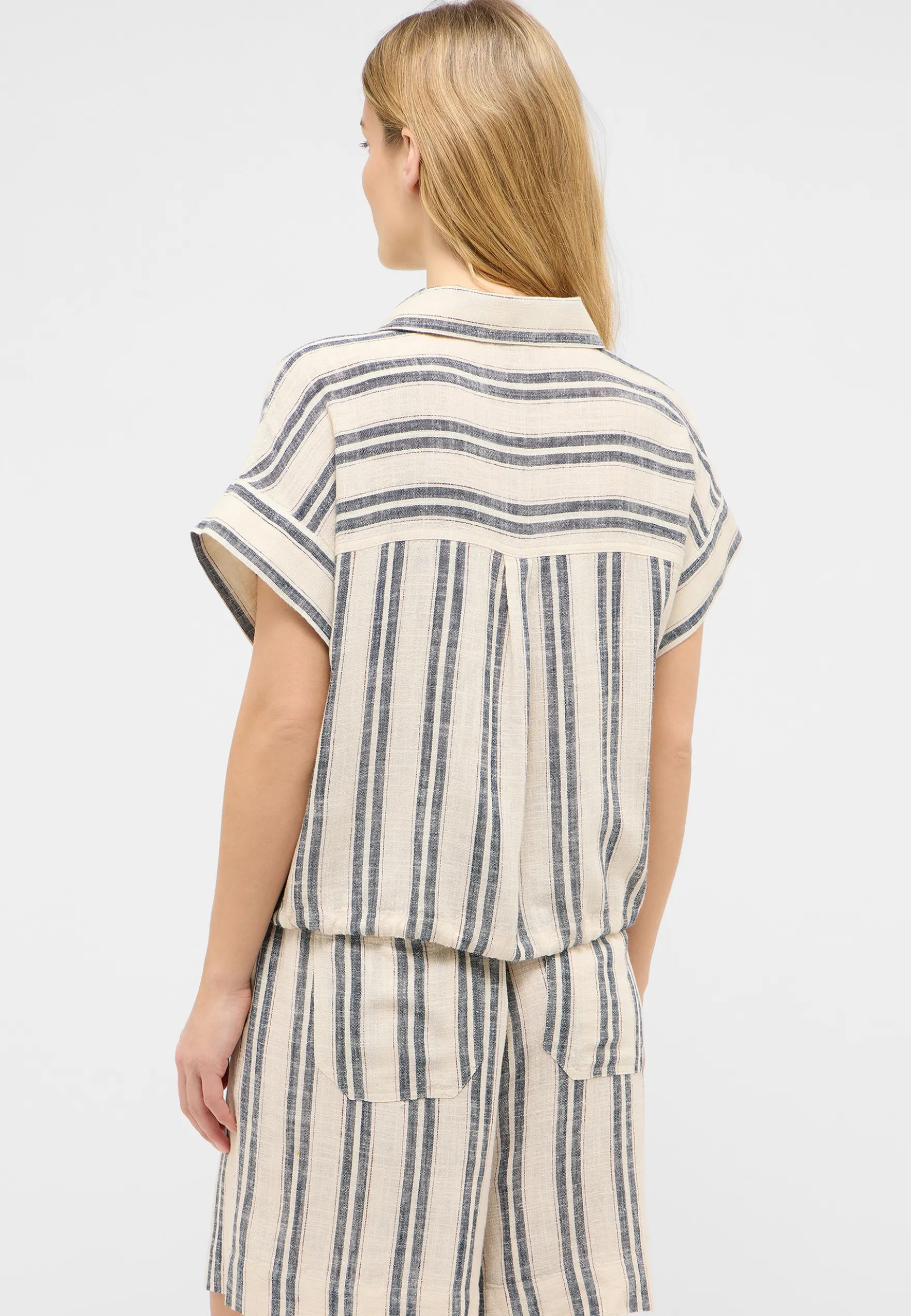 Kurzarmbluse Style Muce Short Sleeve