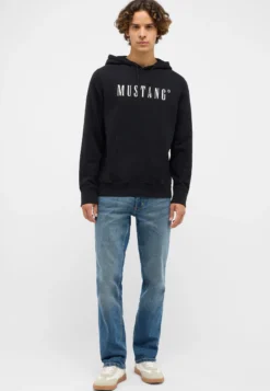 Sweatshirt Style Bronson
