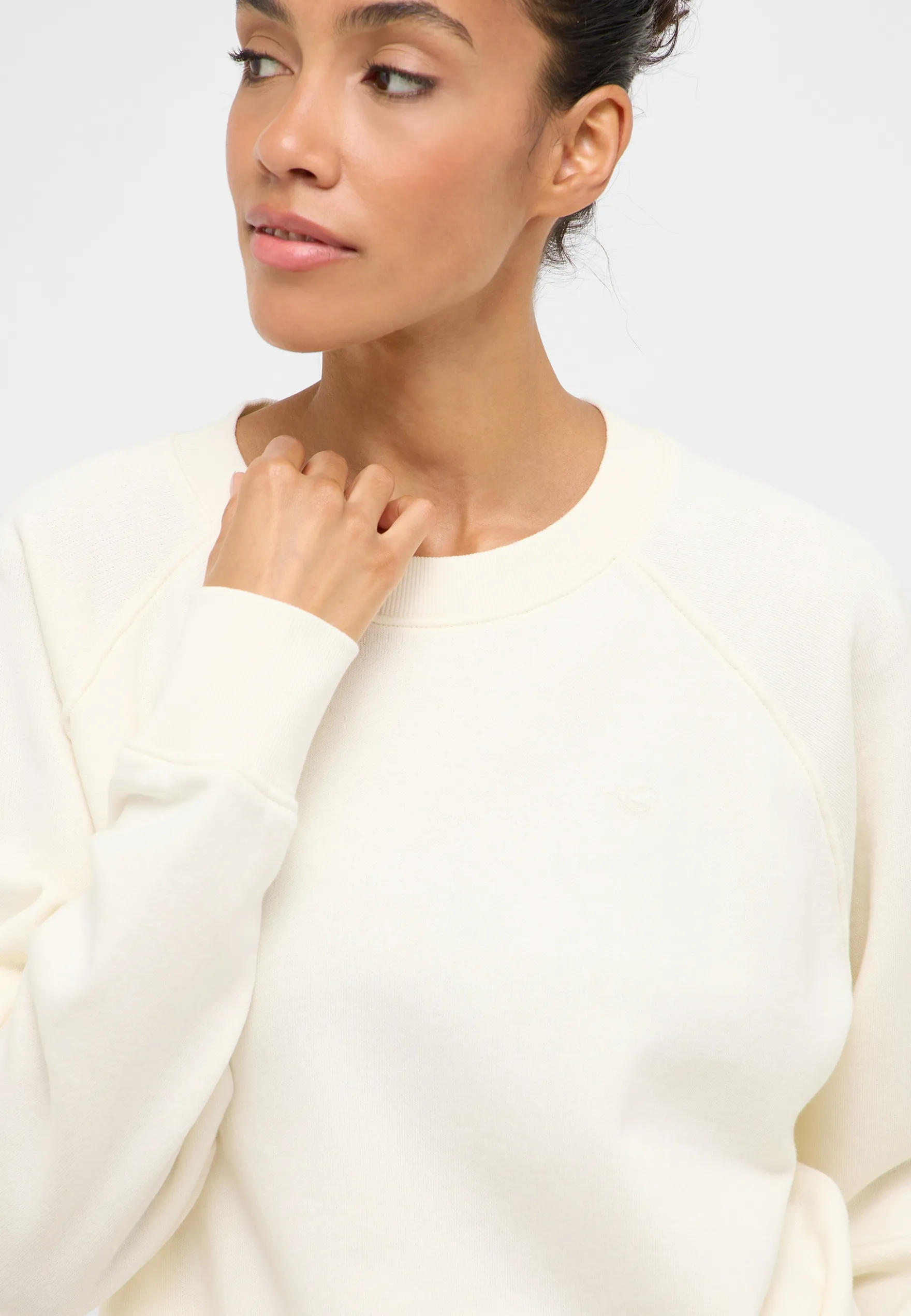 Sweatshirt Style Mala