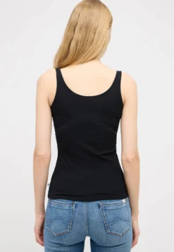 Top Style Lynn