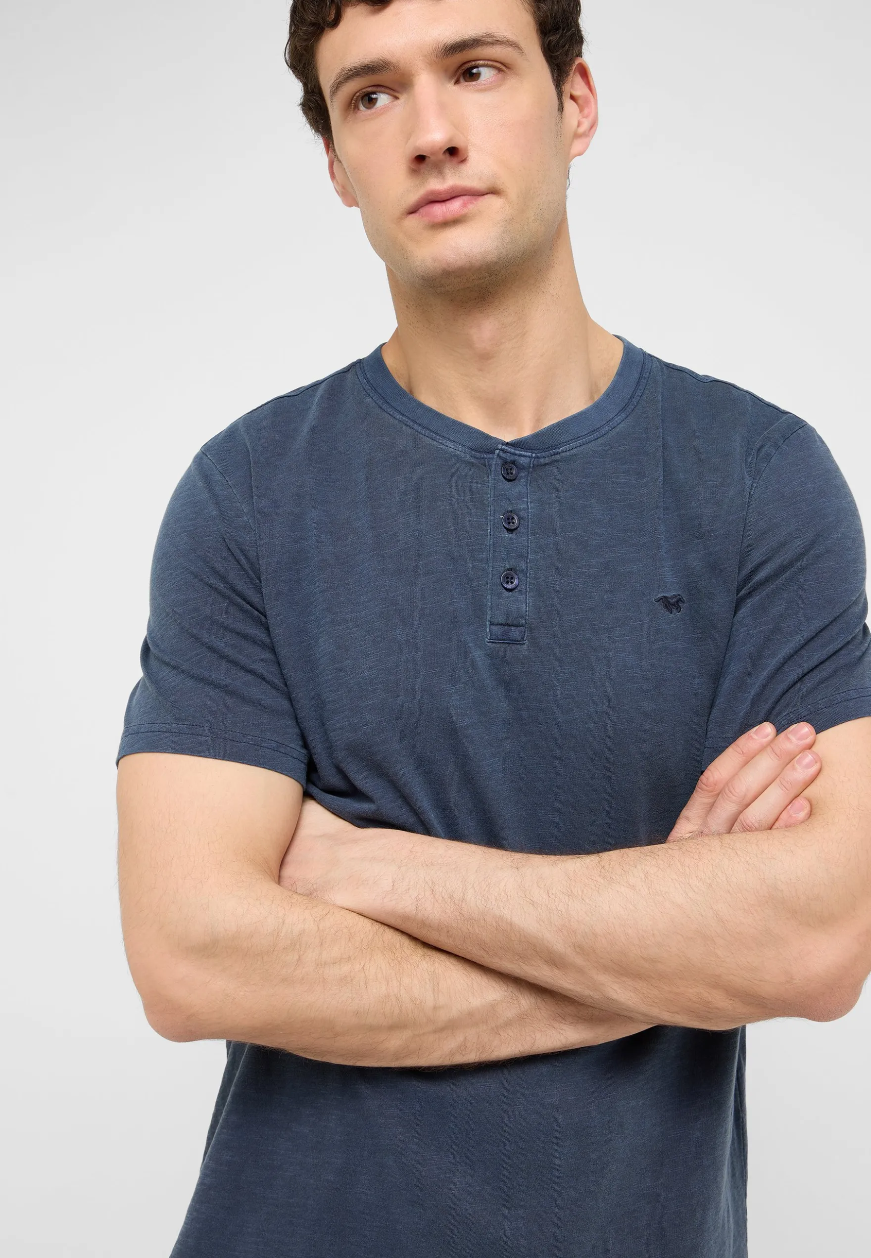 T-Shirt Style Acton