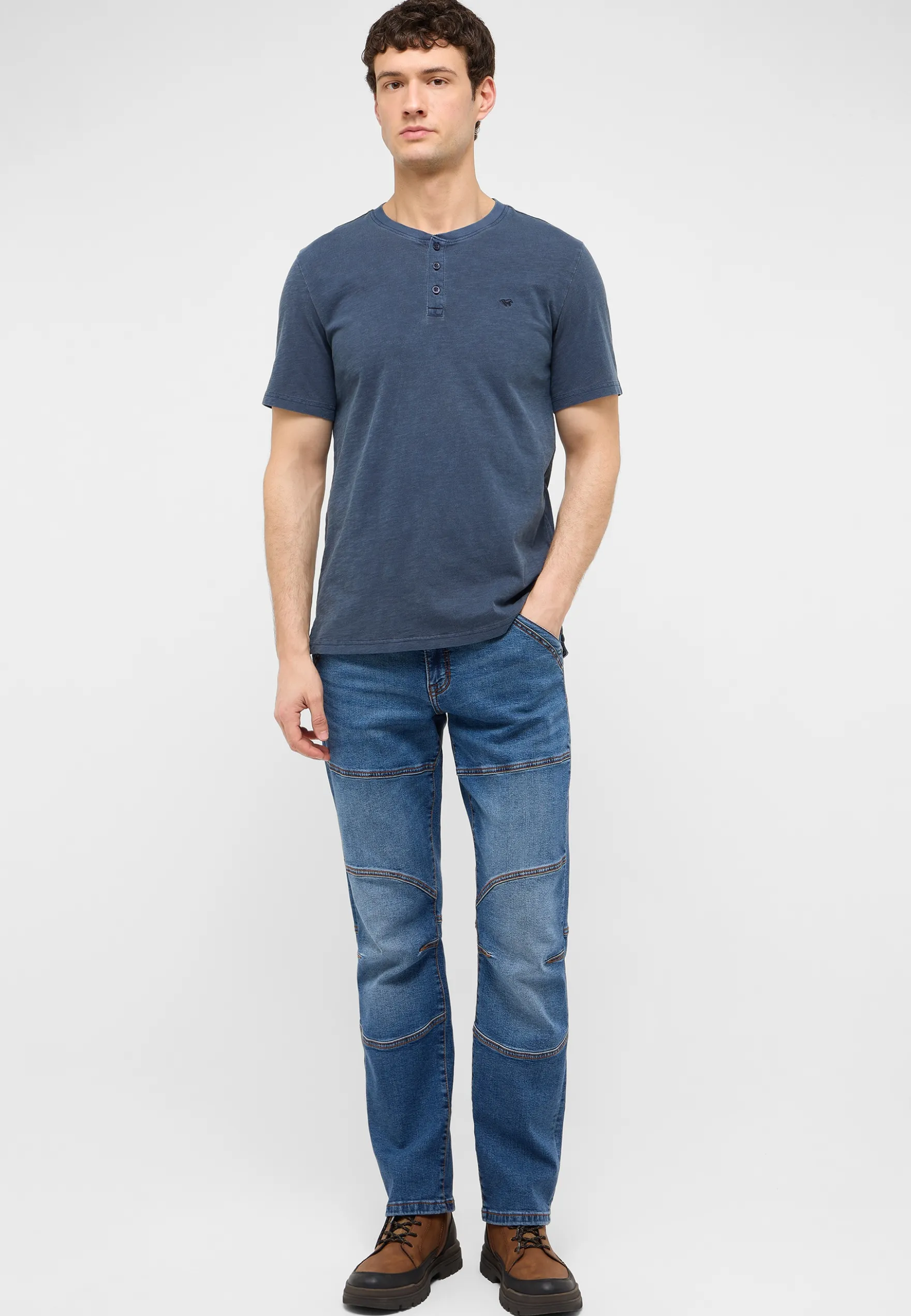 T-Shirt Style Acton