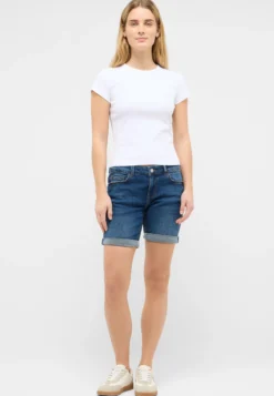 T-Shirt Style Addison