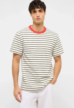 T-Shirt Style Akron