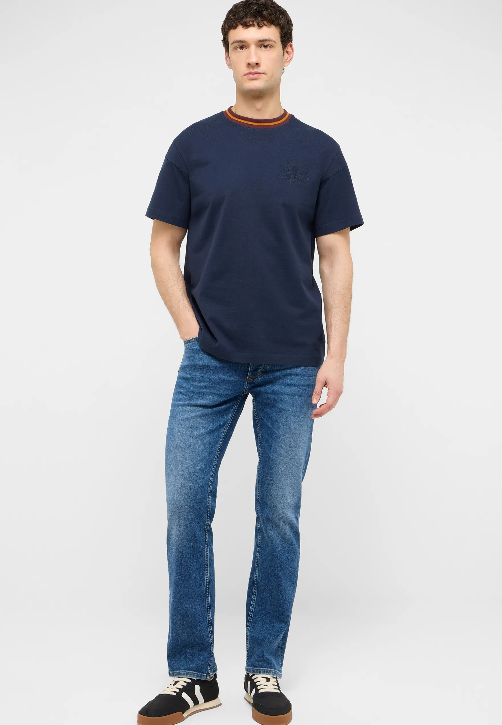 T-Shirt Style Akron