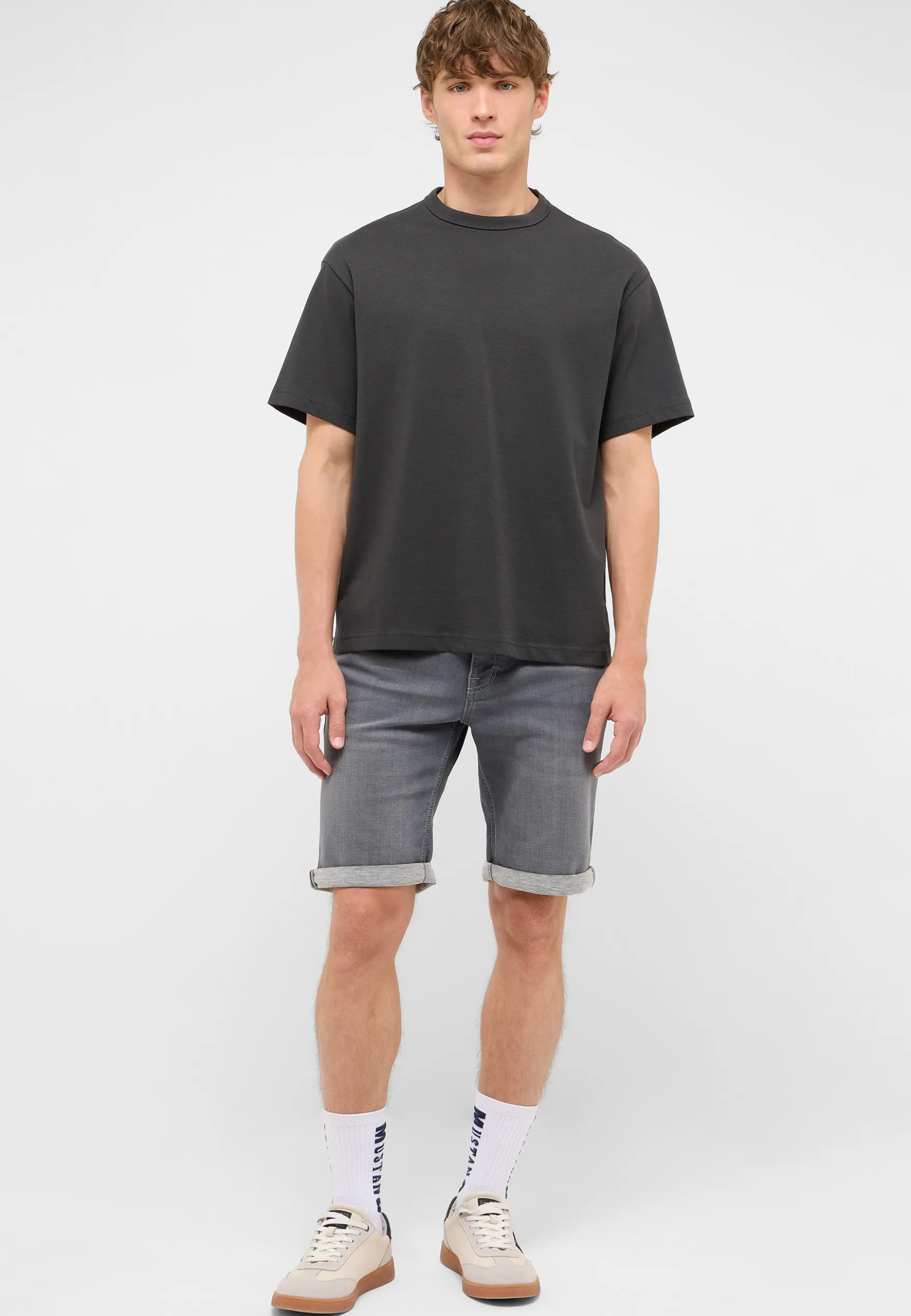 T-Shirt Style Akron