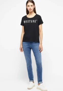 T-Shirt Style Alma
