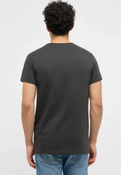 T-Shirt Style Amado