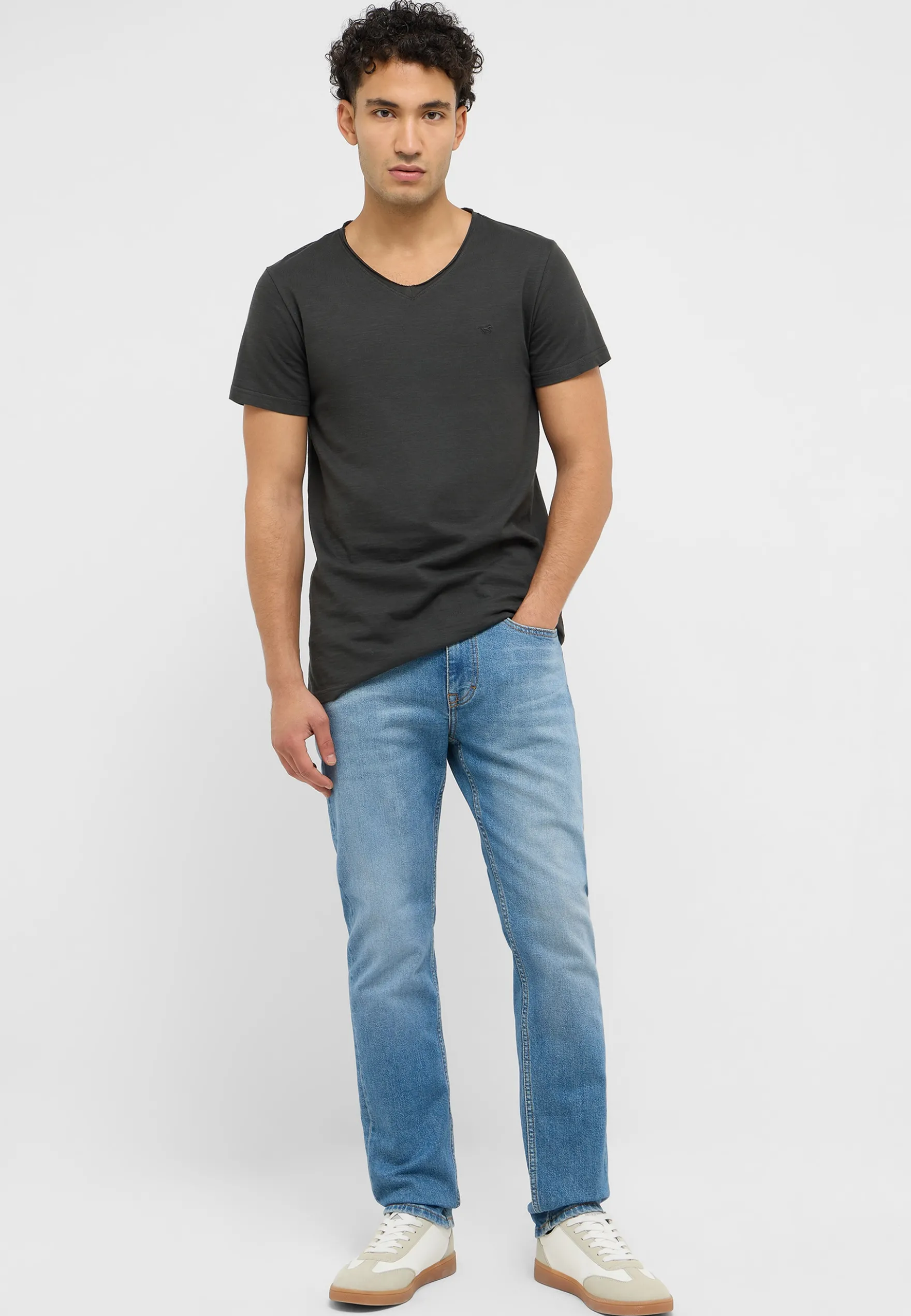 T-Shirt Style Amado