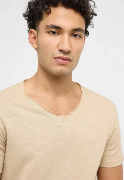 T-Shirt Style Amado