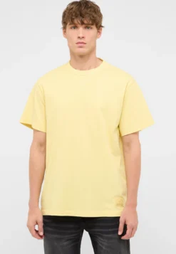 T-Shirt Style Arvin