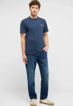 T-Shirt Style Austin