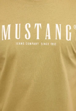 T-Shirt Style Austin