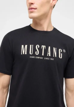 T-Shirt Style Austin