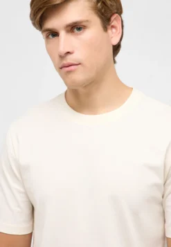 T-Shirt Style Austin