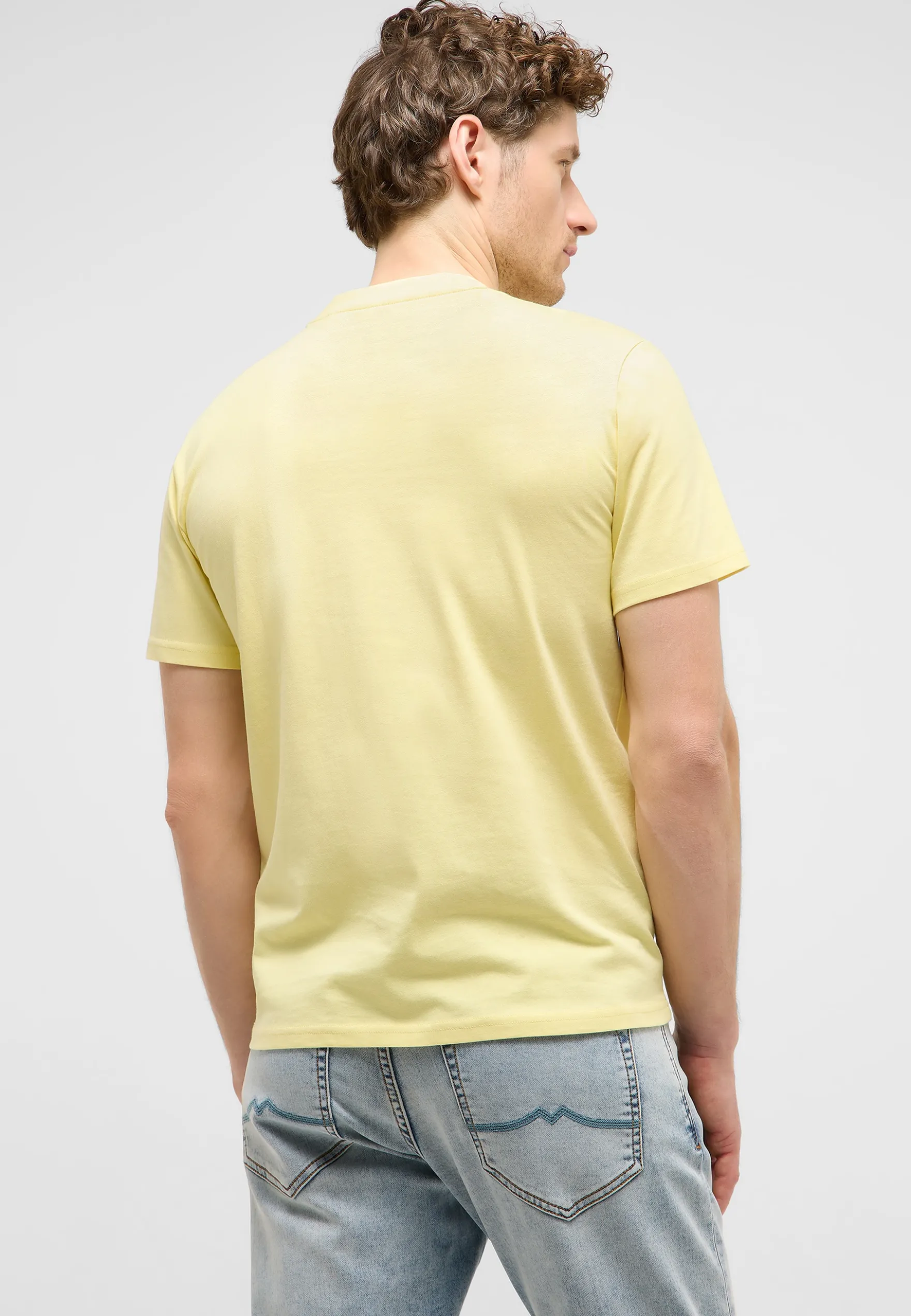 T-Shirt Style Austin