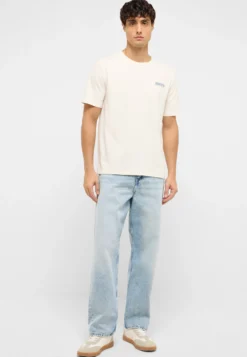 T-Shirt Style Austin