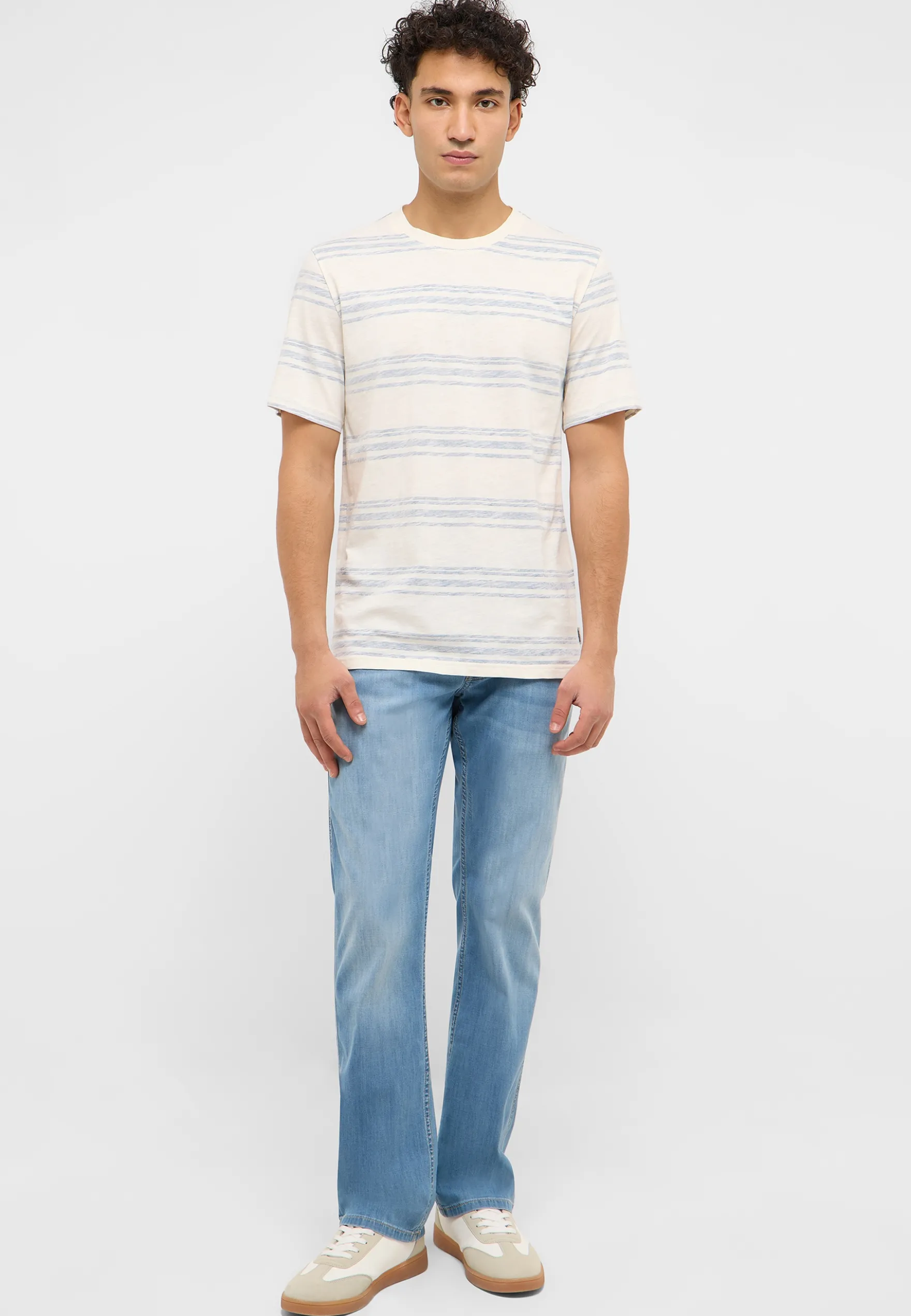 T-Shirt Style Austin