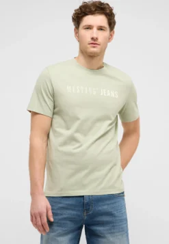 T-Shirt Style Austin
