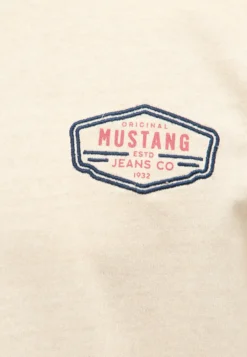 T-Shirt Style Austin