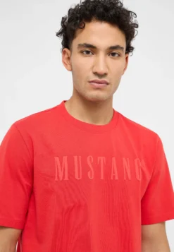 T-Shirt Style Austin