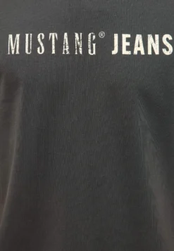 T-Shirt Style Austin