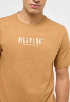 T-Shirt Style Austin