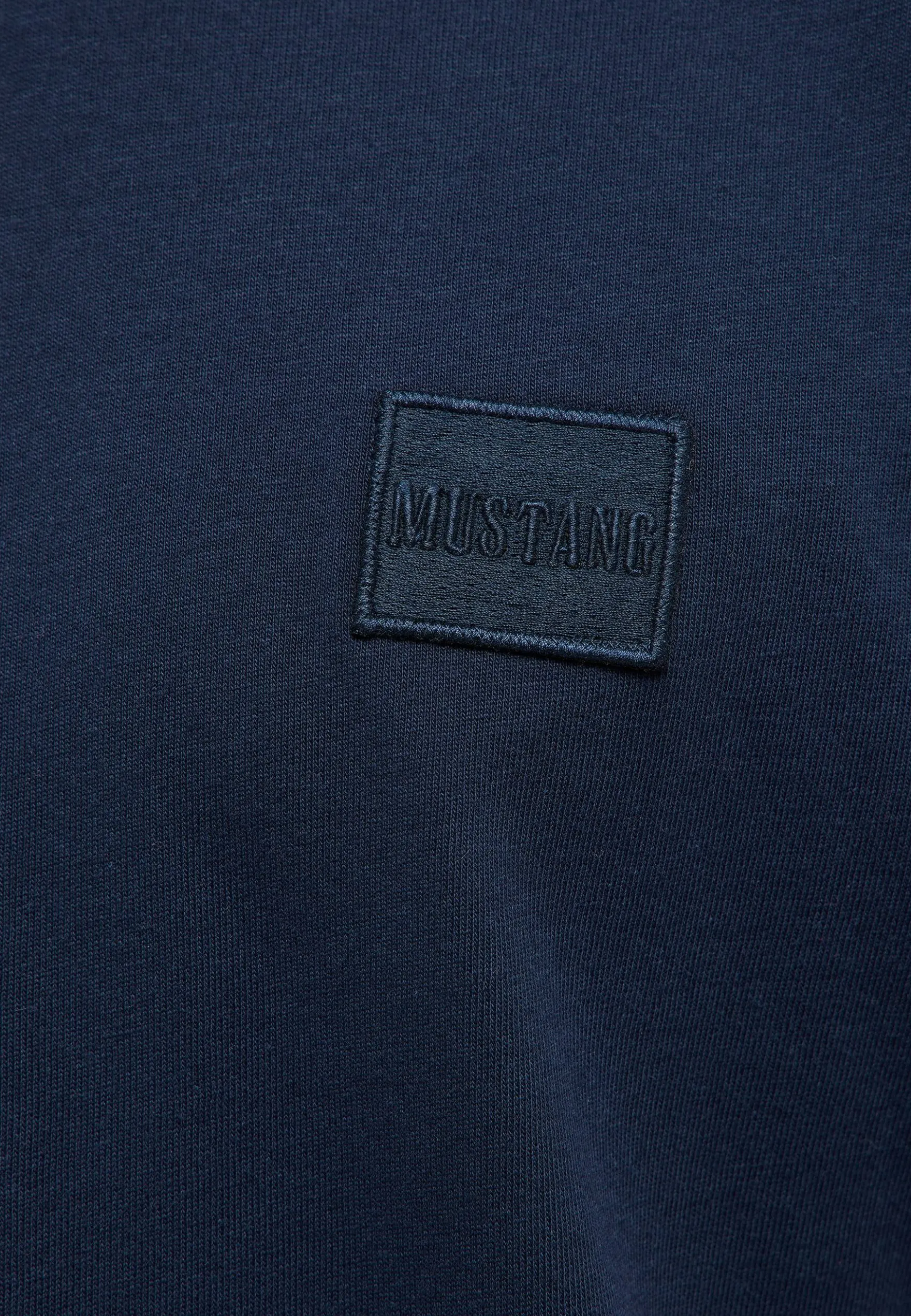 T-Shirt Style Austin