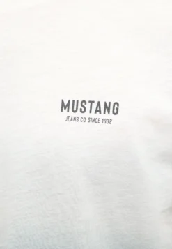 T-Shirt Style Austin