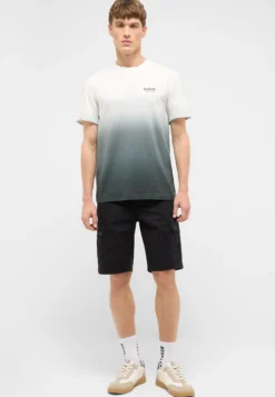 T-Shirt Style Austin
