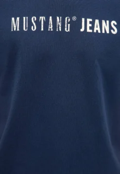 T-Shirt Style Austin