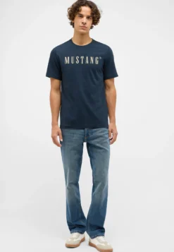 T-Shirt Style Austin