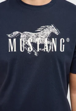 T-Shirt Style Austin