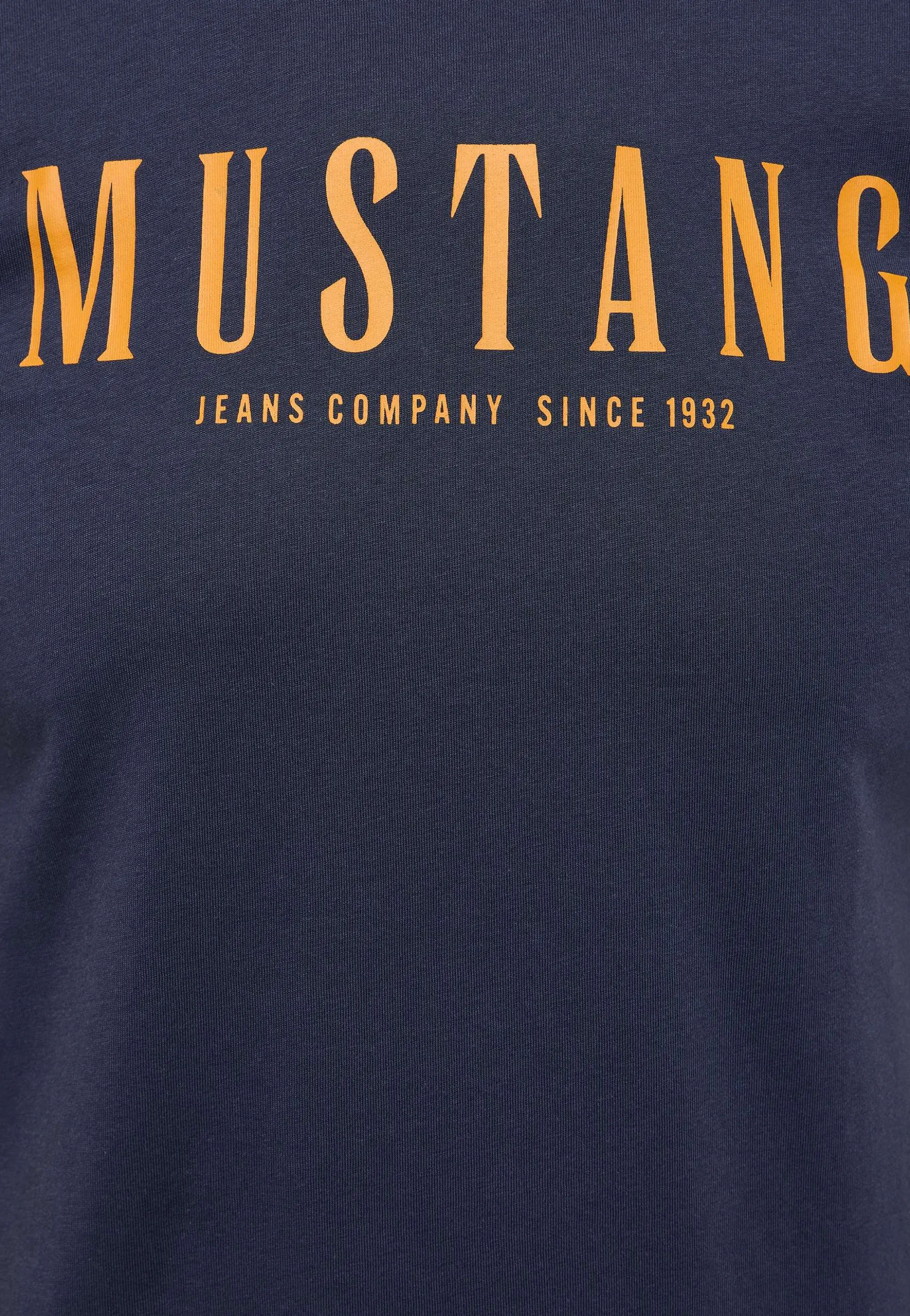 T-Shirt Style Austin